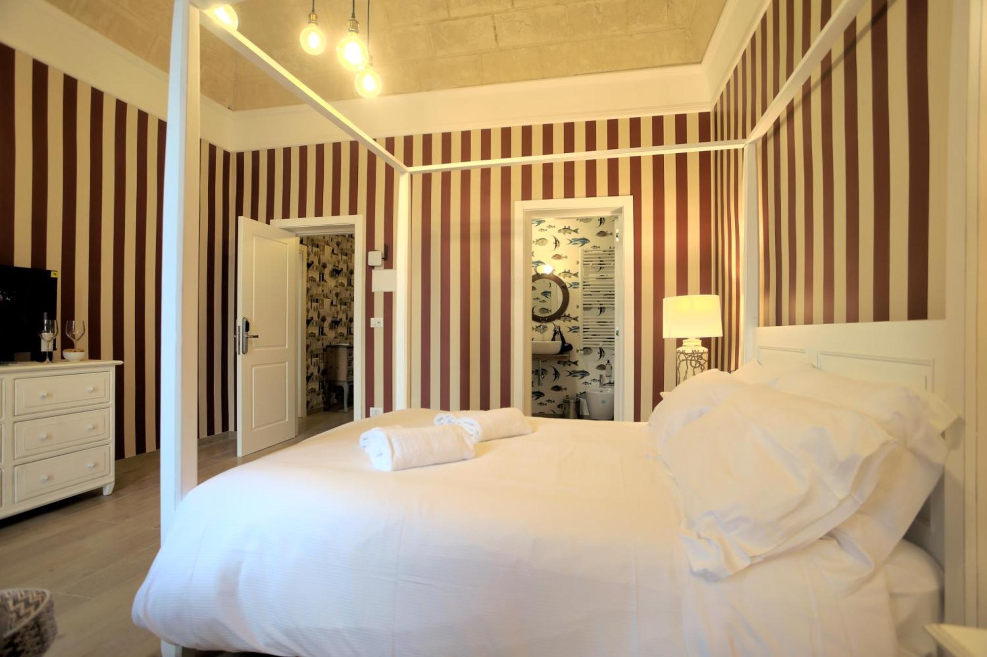 Le Residenze Del Capitano Hotel Bari Exterior photo