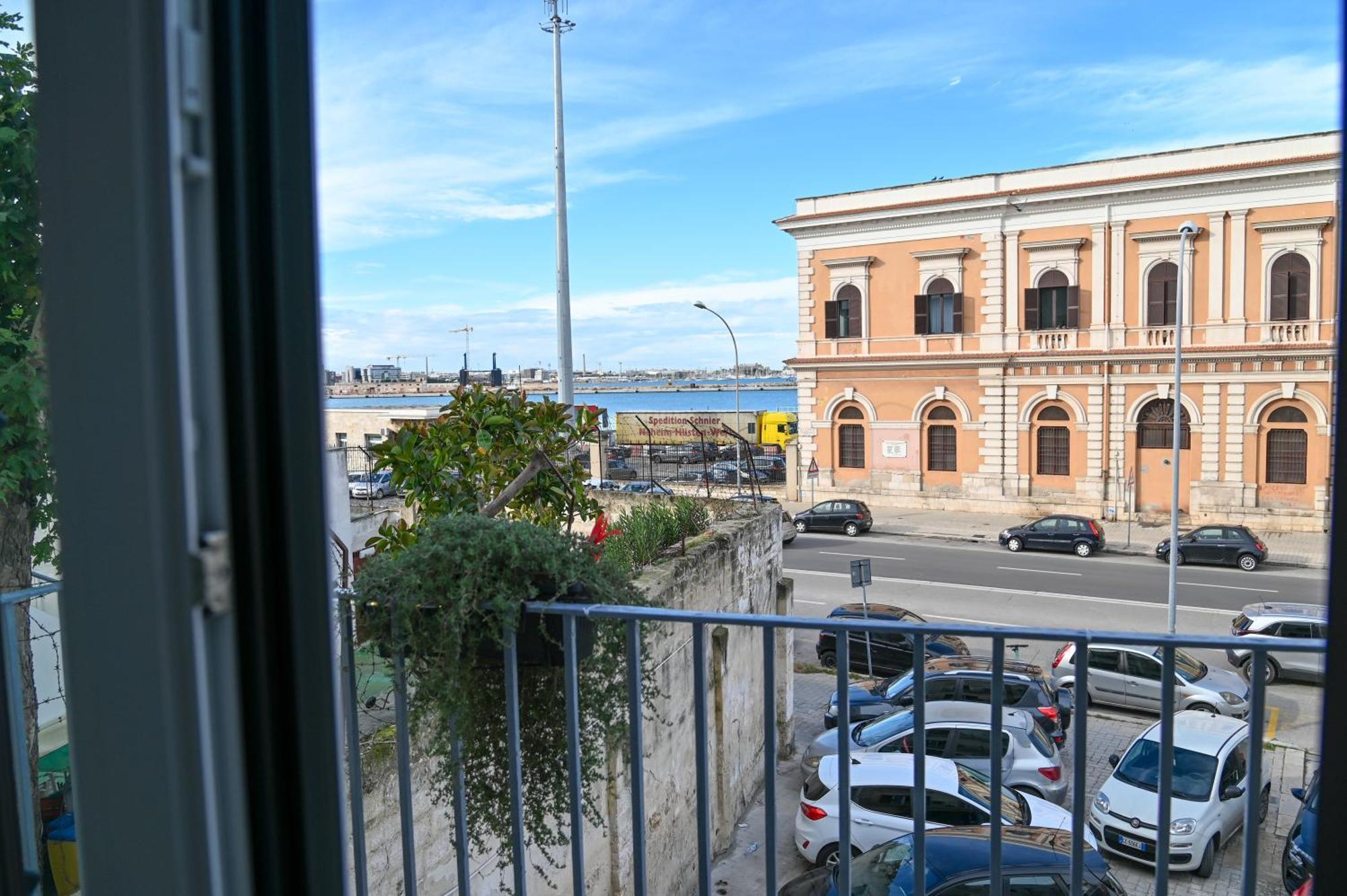Le Residenze Del Capitano Hotel Bari Exterior photo